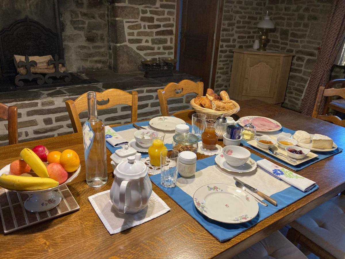 Bed and Breakfast « Le Petit Verger » Hambye Екстер'єр фото